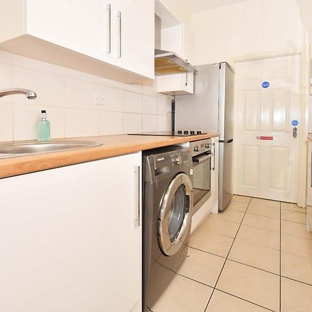 Townhouse @ 178 Ruskin Road Crewe Eksteriør billede